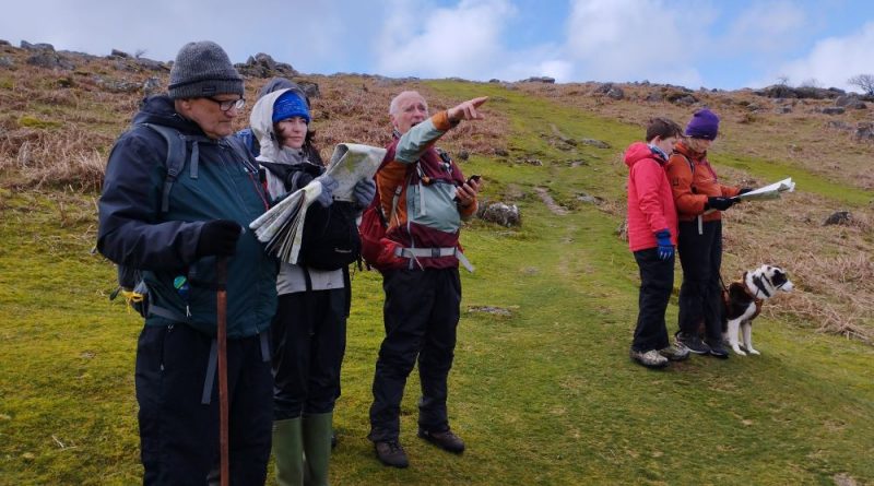 Navigation training. 4 trainees and Kevin as instructor. I child, 1 collie dog